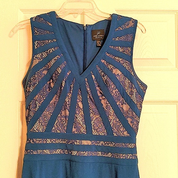 Adrianna Papell Fit and Flare V-Neck Dress in Blue - Picture 3 of 9